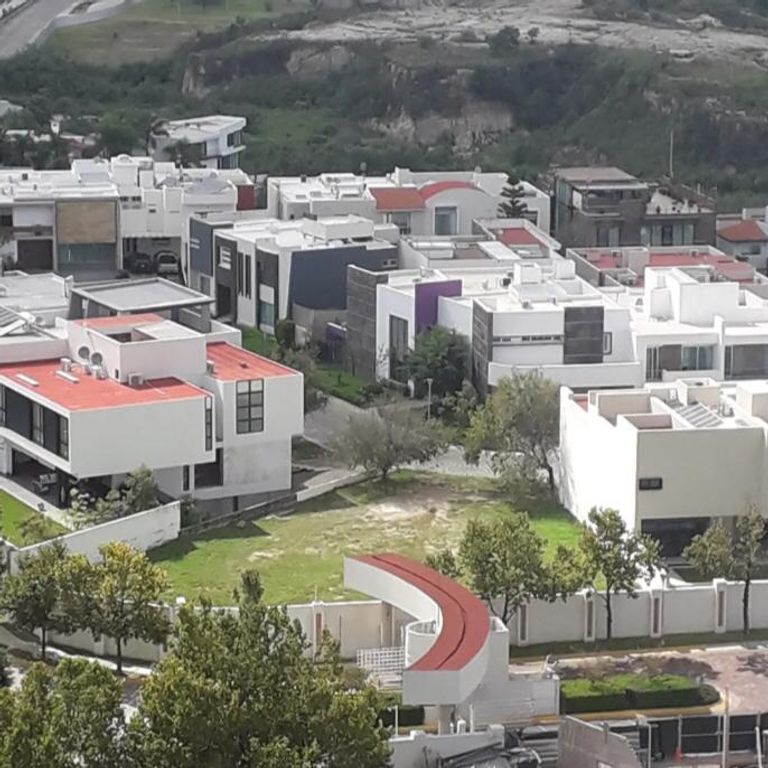 TERRENO RESIDENCIAL LAS CUMBRES