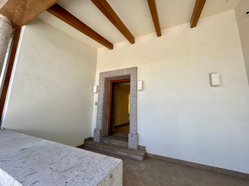 Casa En Venta En Puerta De Hierro, Zapopan