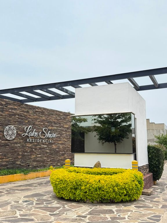 TERRENO EN VENTA EN LAKE SHORE $1'378,250 PESOS