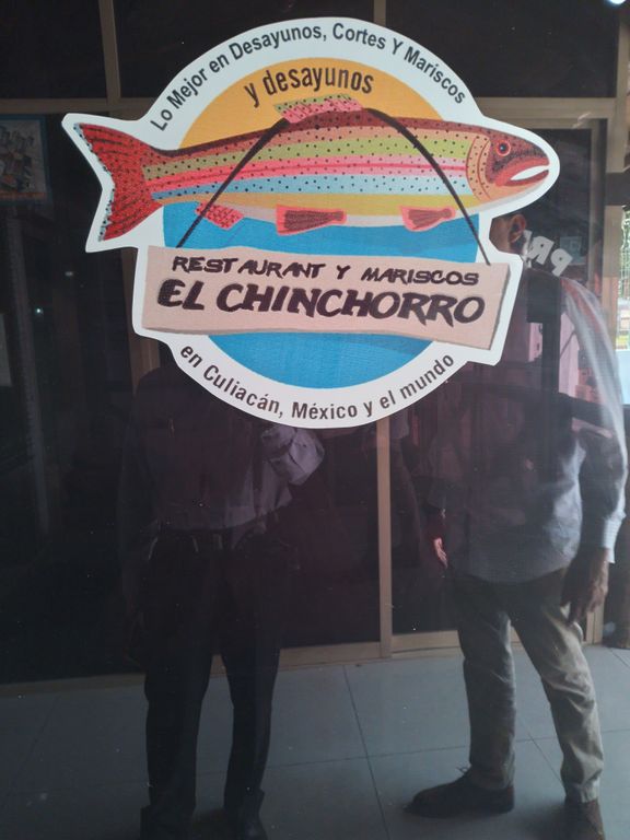 RESTAURANTE Y MARISCOS EL CHINCHORRO