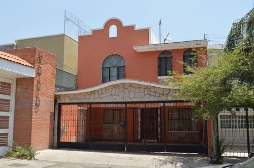 Casa en Renta en Jardines de La Paz