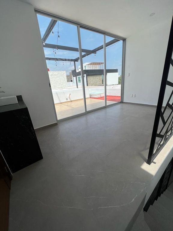 Casa en Venta, Valle Imperial, Coto Sueco.