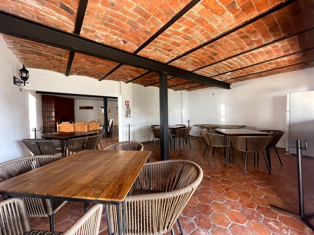 EXCELENTE HOTEL EN VENTA, UBICADO EN EL CENTRO DE TAPALPA