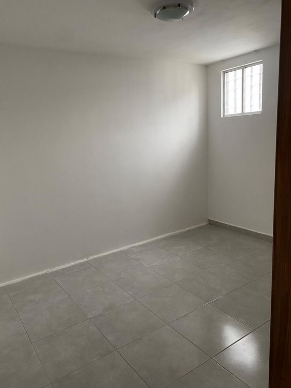 Hermosa casita con jardín en renta  en Lomas del Sol
