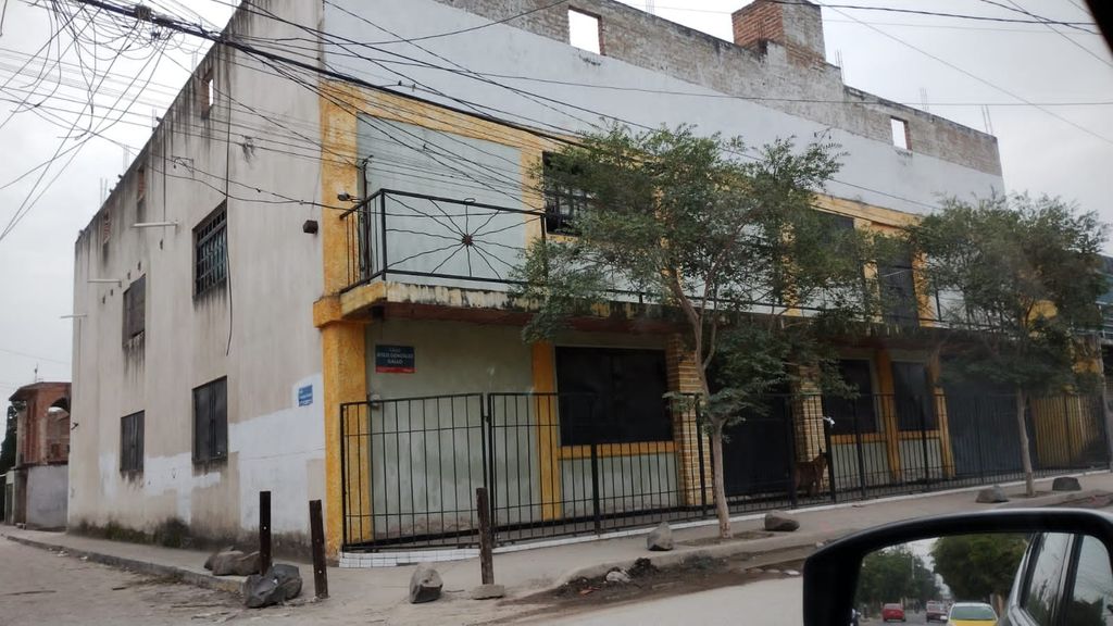 VENTA ESQUINA COMERCIALCOL LA ESPERANZA TLAJOMULCO