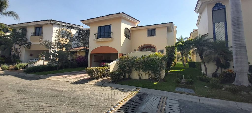 61 casas en venta en Colinas de san javier, Zapopan, Jalisco -  