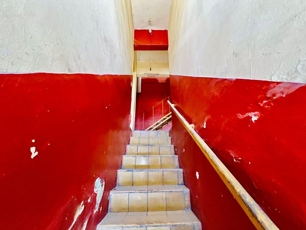 Casa En Venta En Colonia El Retiro, Guadalajara