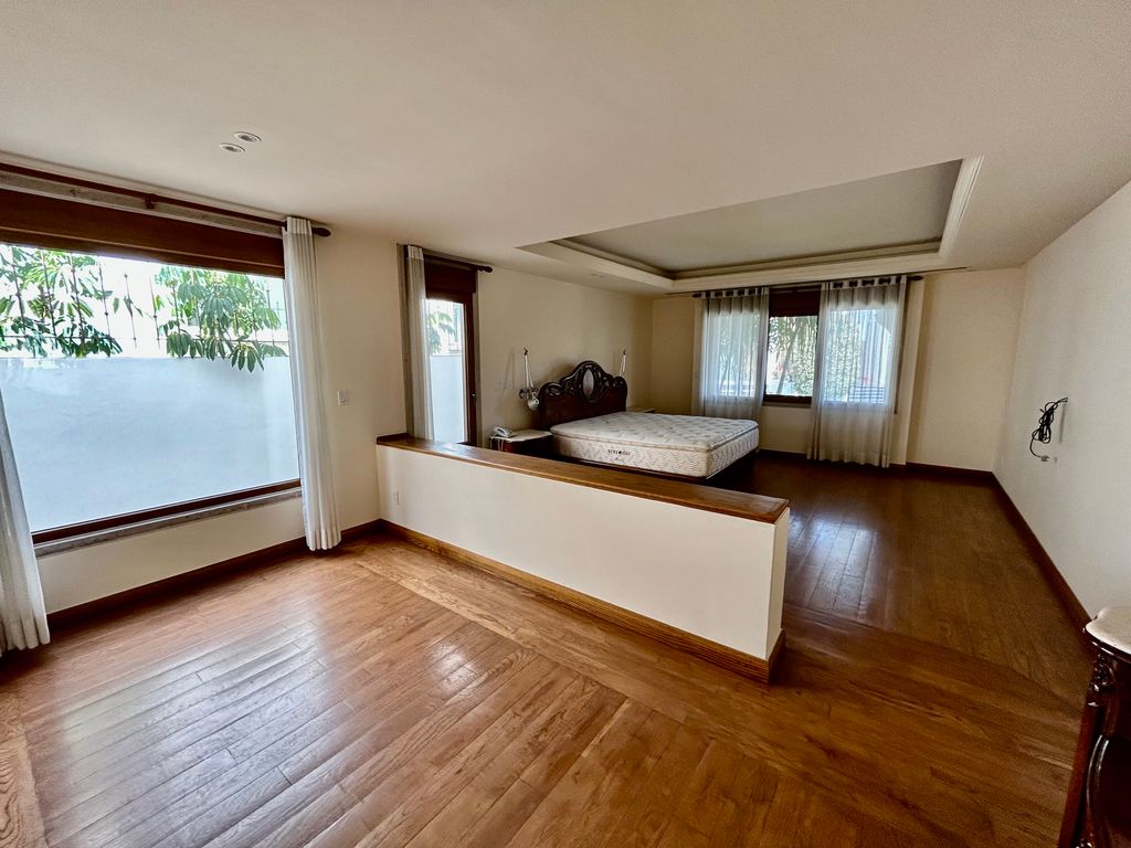 Casa En Venta En Puerta De Hierro, Zapopan