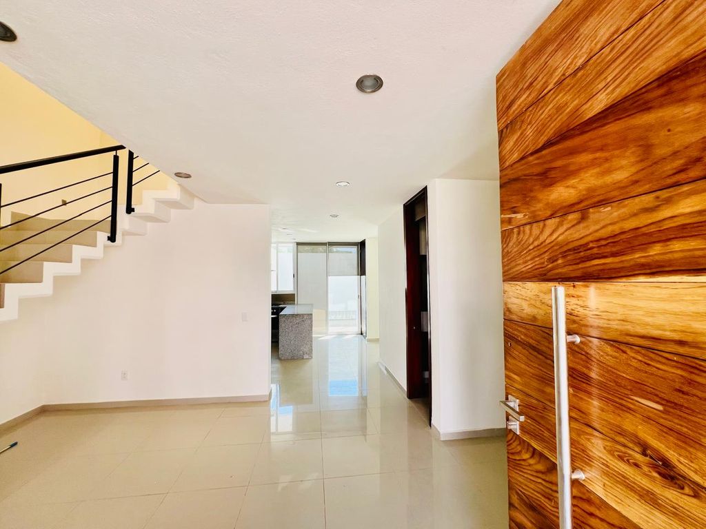 CASA EN VENTA EN VALLE IMPERIAL COTO BIZANTINO