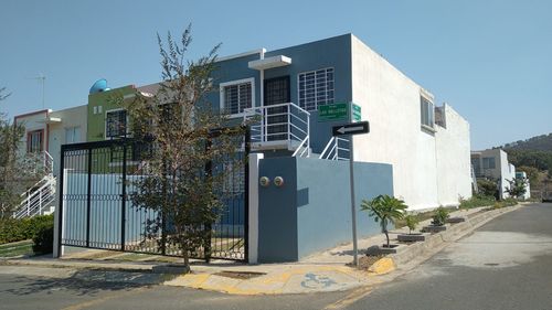 Casa duplex P/B Renta, Mirador del Bosque Zapopan