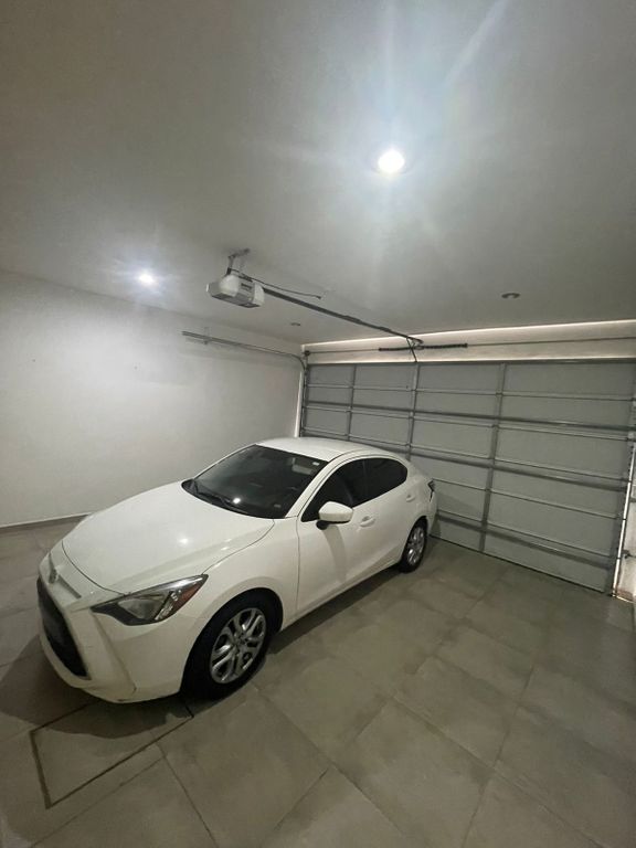 Casa en renta en Colinas de San Miguel, en privada