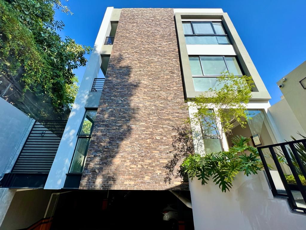 Departamento En Venta En Colomos