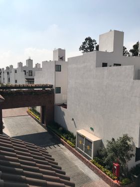 Residencia en Lomas estrella