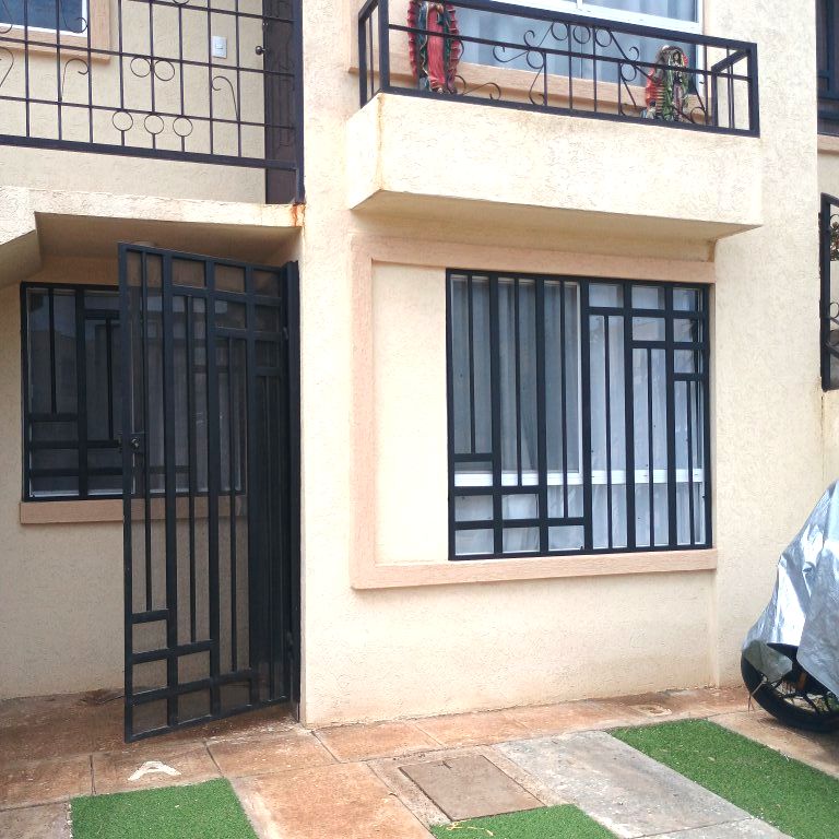 CASA DÚPLEX EN PLANTA BAJA EN VISTA CALIFORNIA | EL SALTO
