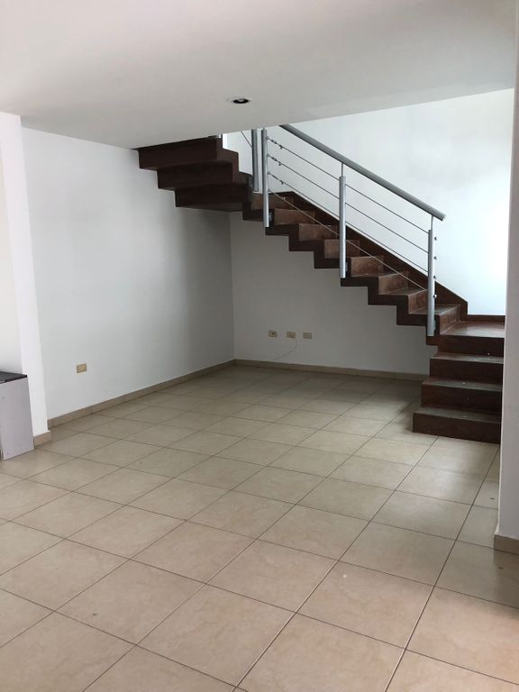 Casa en Renta en Privada Palermo BR1