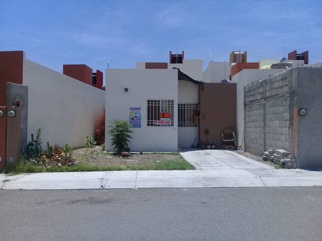 Casa en Venta en Amanecer Balvanera