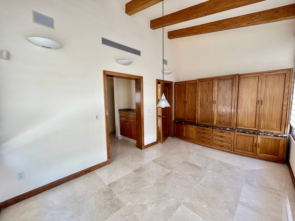 Casa En Venta En Puerta De Hierro, Zapopan