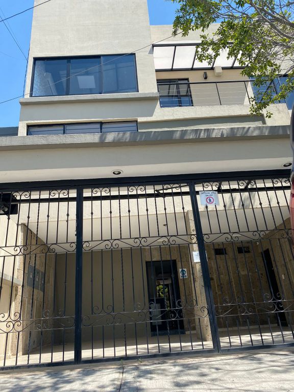 Consultorio en renta en Providencia