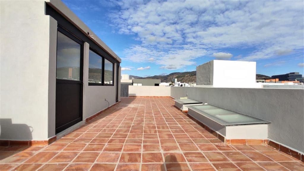 Casa En Venta En Punto Sur 1
