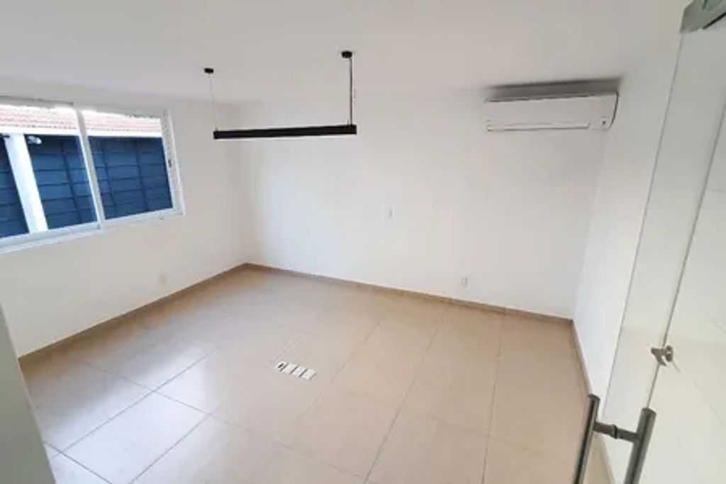 Oficina es renta en La Estancia