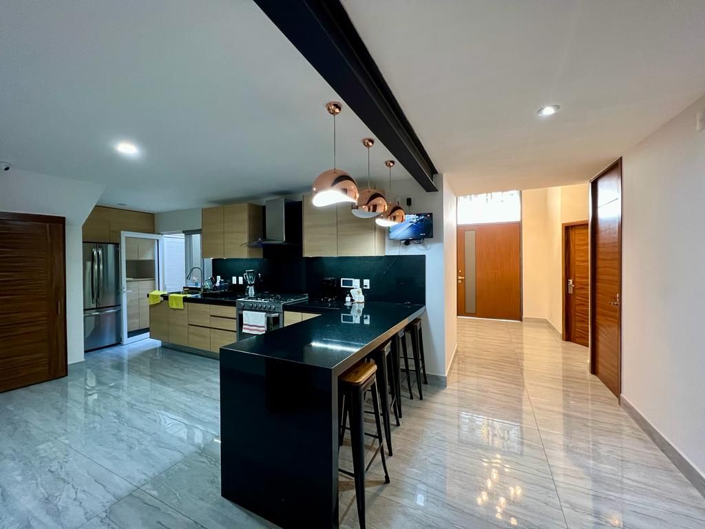 Casa En Venta En Ciudad Del Sol, Zapopan, Jalisco.