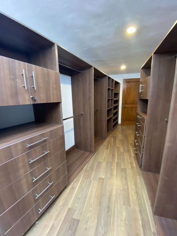CASA EN VENTA.CUMBRES DEL LAGO